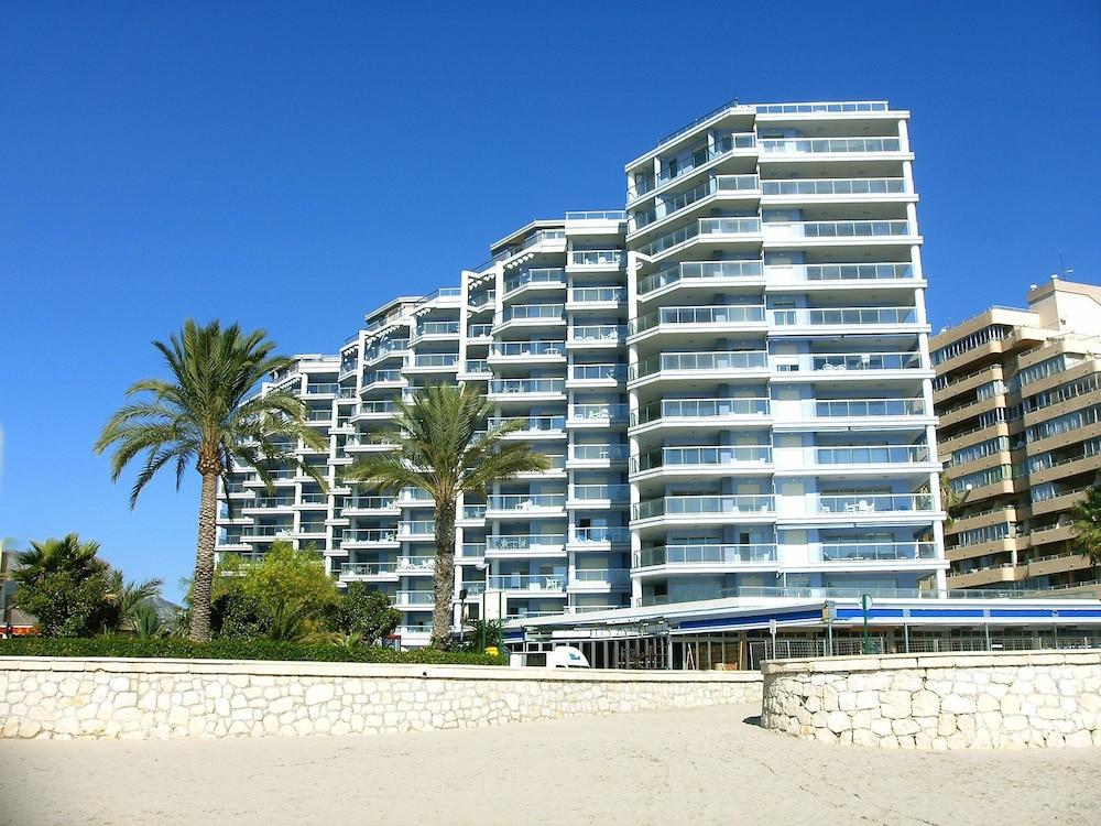 Hipocampos Otel Calp Dış mekan fotoğraf