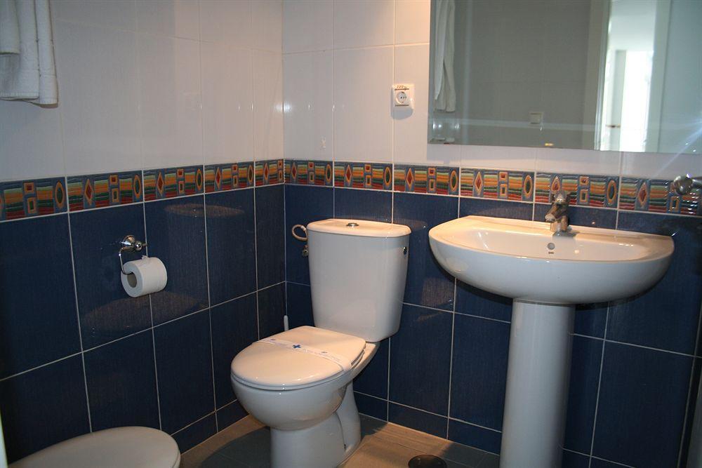 Hipocampos Otel Calp Dış mekan fotoğraf