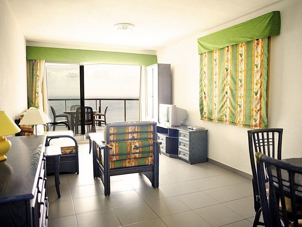 Hipocampos Otel Calp Dış mekan fotoğraf