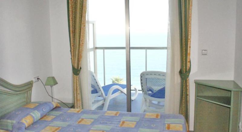 Hipocampos Otel Calp Dış mekan fotoğraf