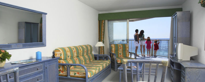 Hipocampos Otel Calp Dış mekan fotoğraf